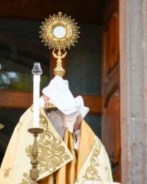 Preghiamo per la pace in occasione del Corpus Domini