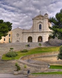 Anche il nostro Arcivescovo tra i celebranti dei 100 anni della Basilica di N. S. di Bonaria