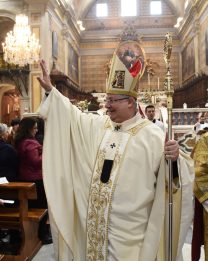 Dieci anni di Ordinazione episcopale: auguri padre Roberto!
